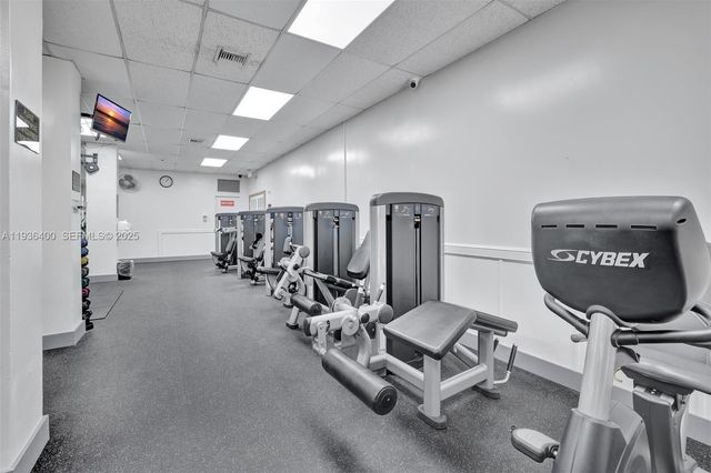 3800 S Ocean Dr 423, Hollywood, FL 33019