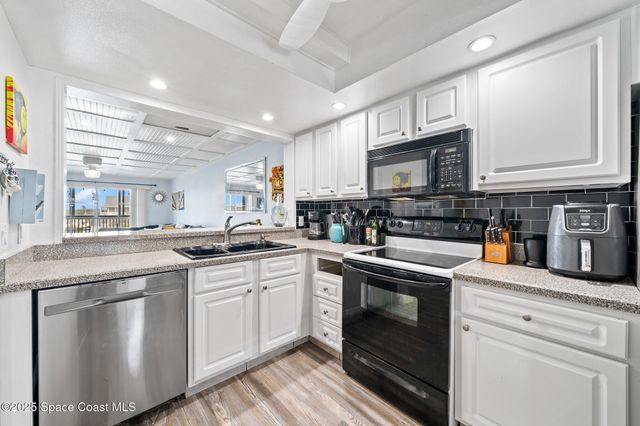 560 S Brevard Avenue 632, Cocoa Beach, FL 32931