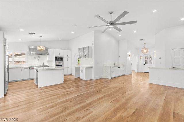 1720 Debrilla Drive, Las Vegas, NV 89123