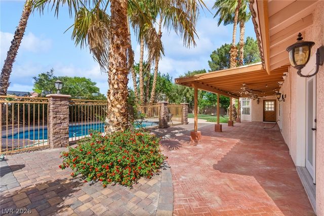 1720 Debrilla Drive, Las Vegas, NV 89123