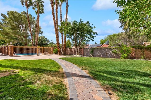 1720 Debrilla Drive, Las Vegas, NV 89123