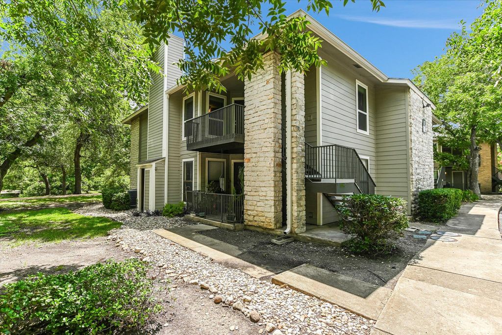 10616 Mellow Meadows DR 18B, Austin, TX 78750