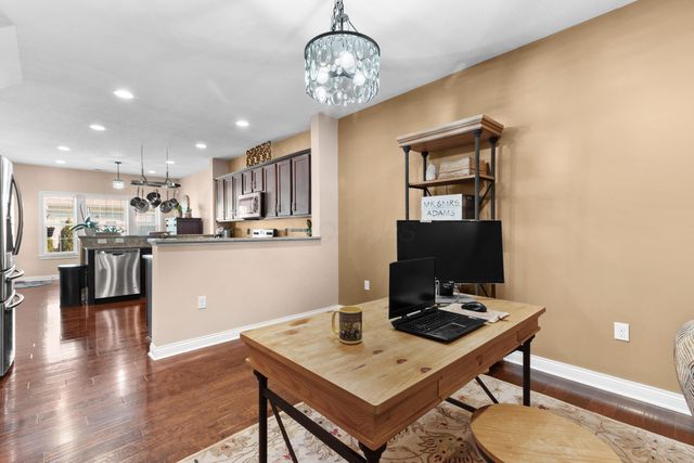 3834 Rennes Drive, Columbus, OH 43221
