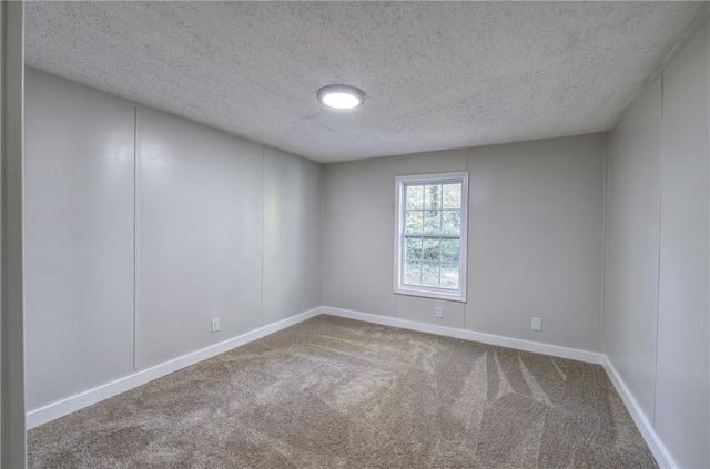 137 Wendy Hill Road SE, Calhoun, GA 30701