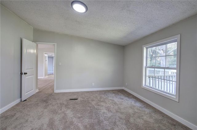 137 Wendy Hill Road SE, Calhoun, GA 30701