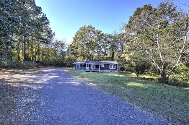 137 Wendy Hill Road SE, Calhoun, GA 30701