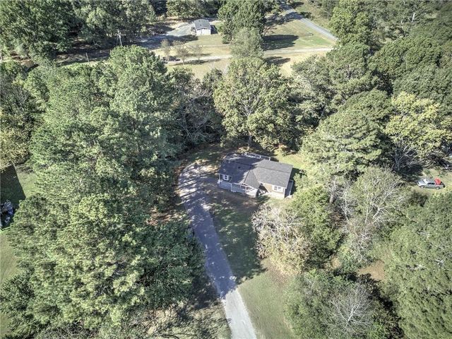 137 Wendy Hill Road SE, Calhoun, GA 30701