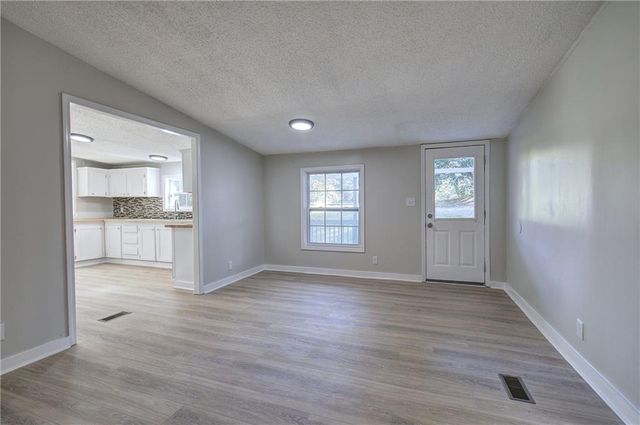 137 Wendy Hill Road SE, Calhoun, GA 30701