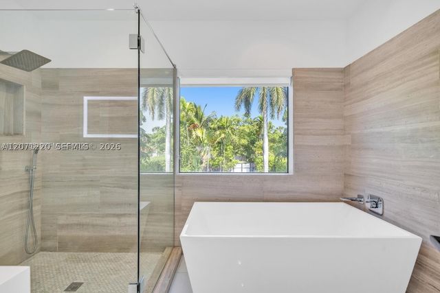 1109 NE 89th St, Miami, FL 33138