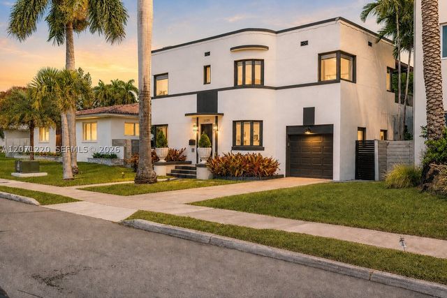 1109 NE 89th St, Miami, FL 33138