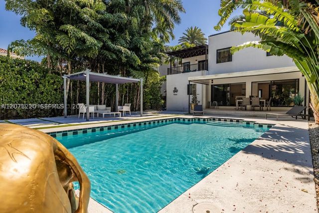 1109 NE 89th St, Miami, FL 33138