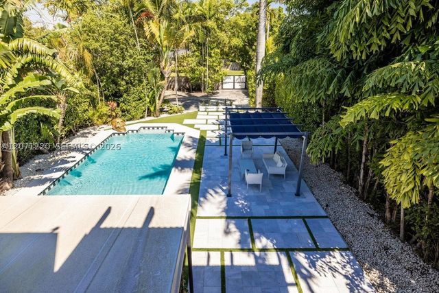 1109 NE 89th St, Miami, FL 33138
