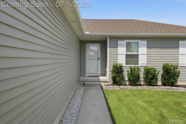 331 Marion Avenue, Kimball, MI 48074