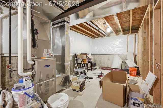 331 Marion Avenue, Kimball, MI 48074
