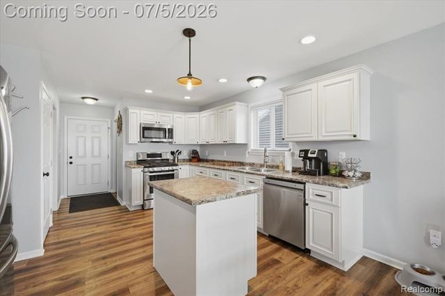 331 Marion Avenue, Kimball, MI 48074