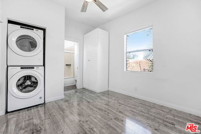 4870 W Adams Boulevard, Los Angeles, CA 90016
