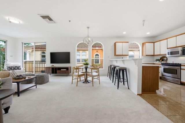 951 S 12th 311, San Jose, CA 95112