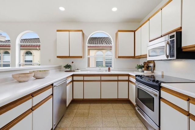 951 S 12th 311, San Jose, CA 95112