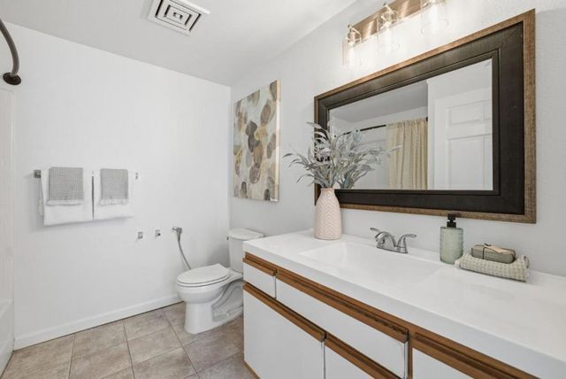 951 S 12th 311, San Jose, CA 95112