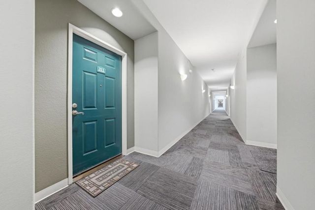 951 S 12th 311, San Jose, CA 95112