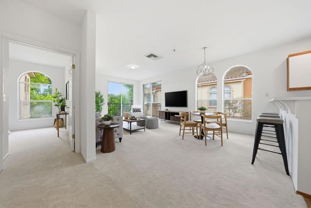951 S 12th 311, San Jose, CA 95112