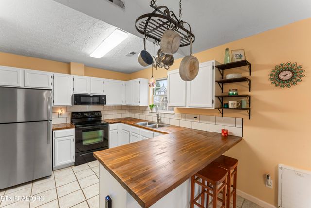 3148 Kingsmore Drive, Knoxville, TN 37921