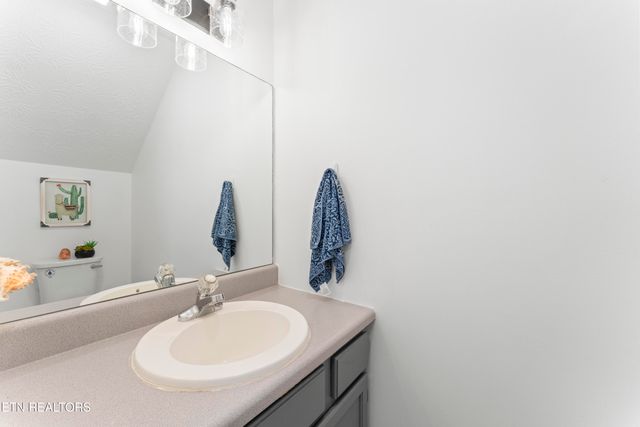 3148 Kingsmore Drive, Knoxville, TN 37921