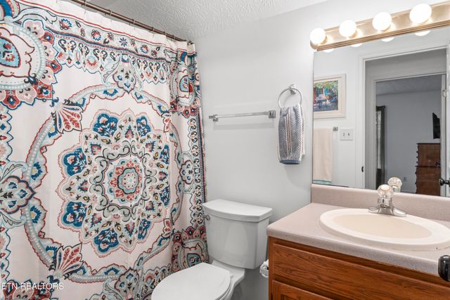 3148 Kingsmore Drive, Knoxville, TN 37921