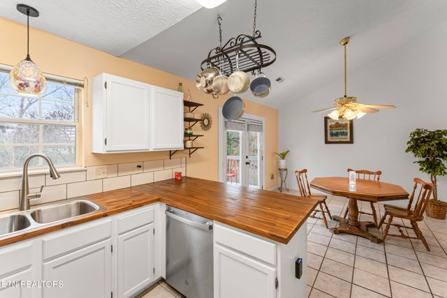 3148 Kingsmore Drive, Knoxville, TN 37921