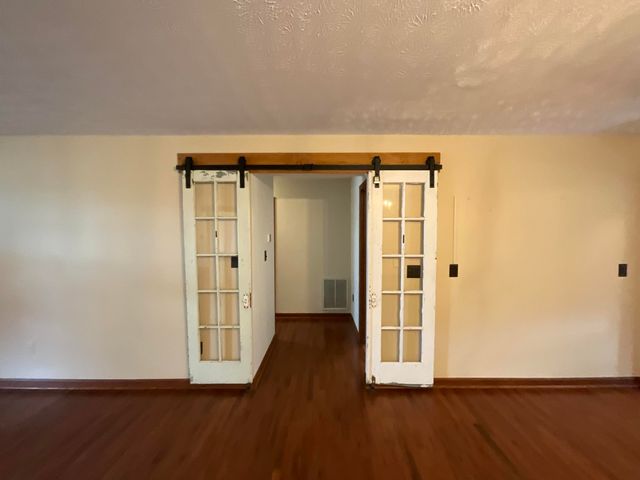 1502 Boat Dock Road, Somerset, KY 42501