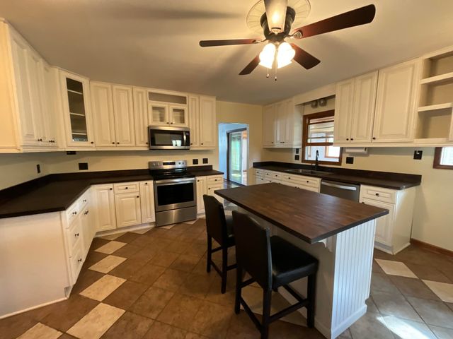 1502 Boat Dock Road, Somerset, KY 42501