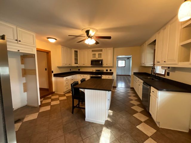 1502 Boat Dock Road, Somerset, KY 42501