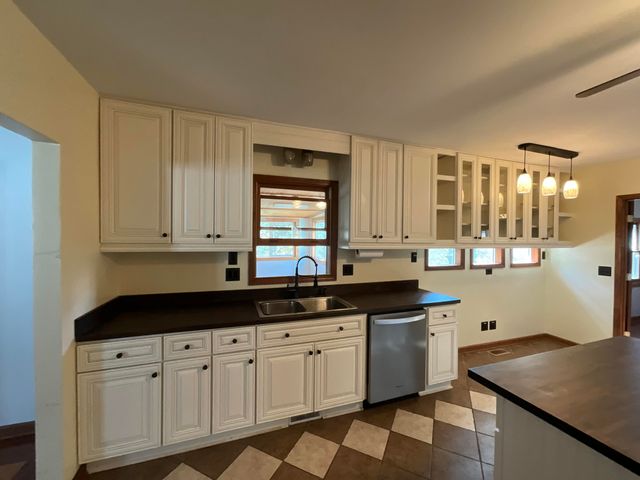 1502 Boat Dock Road, Somerset, KY 42501