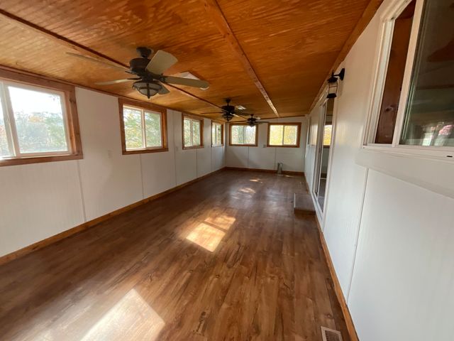 1502 Boat Dock Road, Somerset, KY 42501