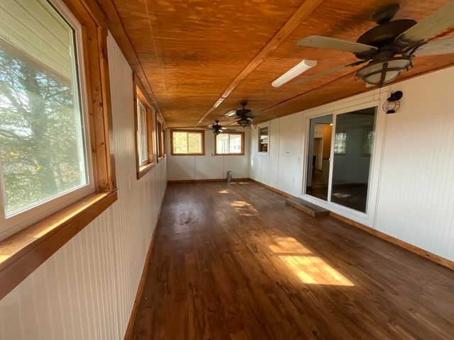 1502 Boat Dock Road, Somerset, KY 42501