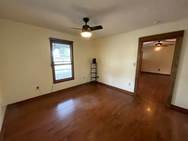 1502 Boat Dock Road, Somerset, KY 42501