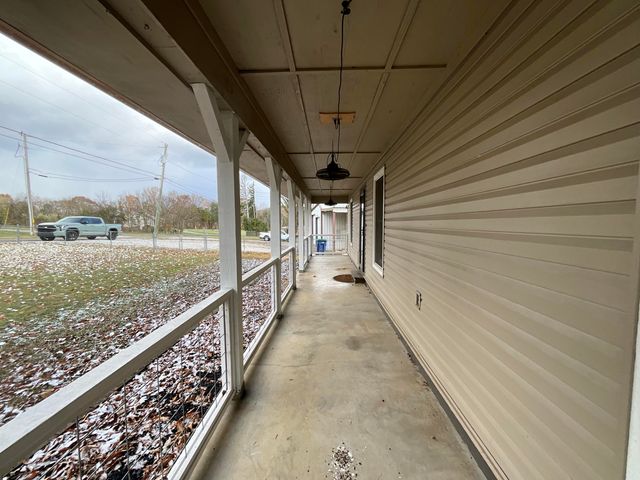 1502 Boat Dock Road, Somerset, KY 42501