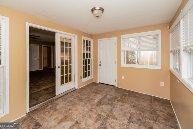 1276 Grindenwald Drive, Jonesboro, GA 30238