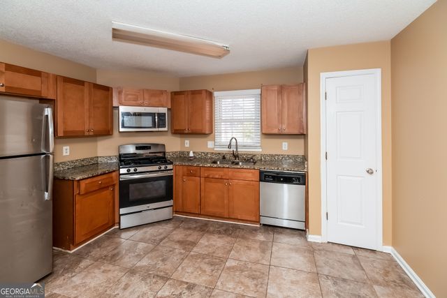 1276 Grindenwald Drive, Jonesboro, GA 30238