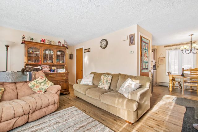 30 Holmes Road, Canaan, VT 05903