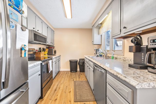 30 Holmes Road, Canaan, VT 05903