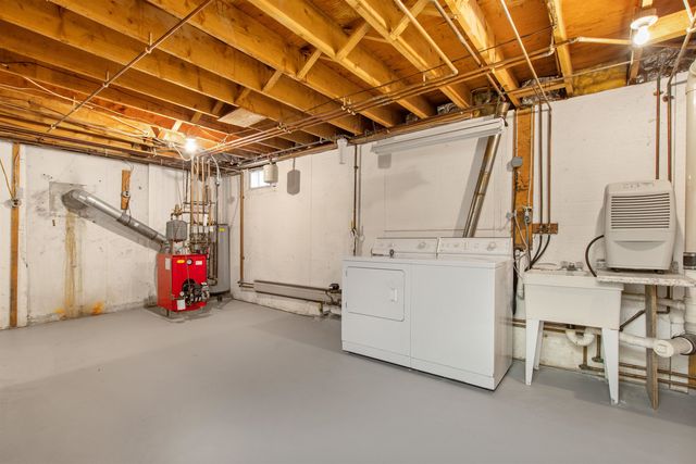 30 Holmes Road, Canaan, VT 05903