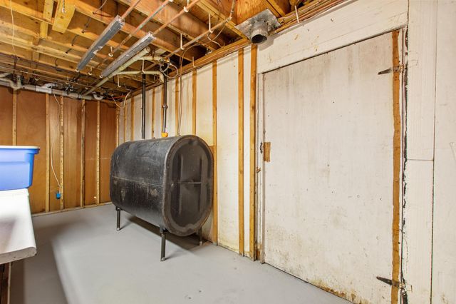 30 Holmes Road, Canaan, VT 05903