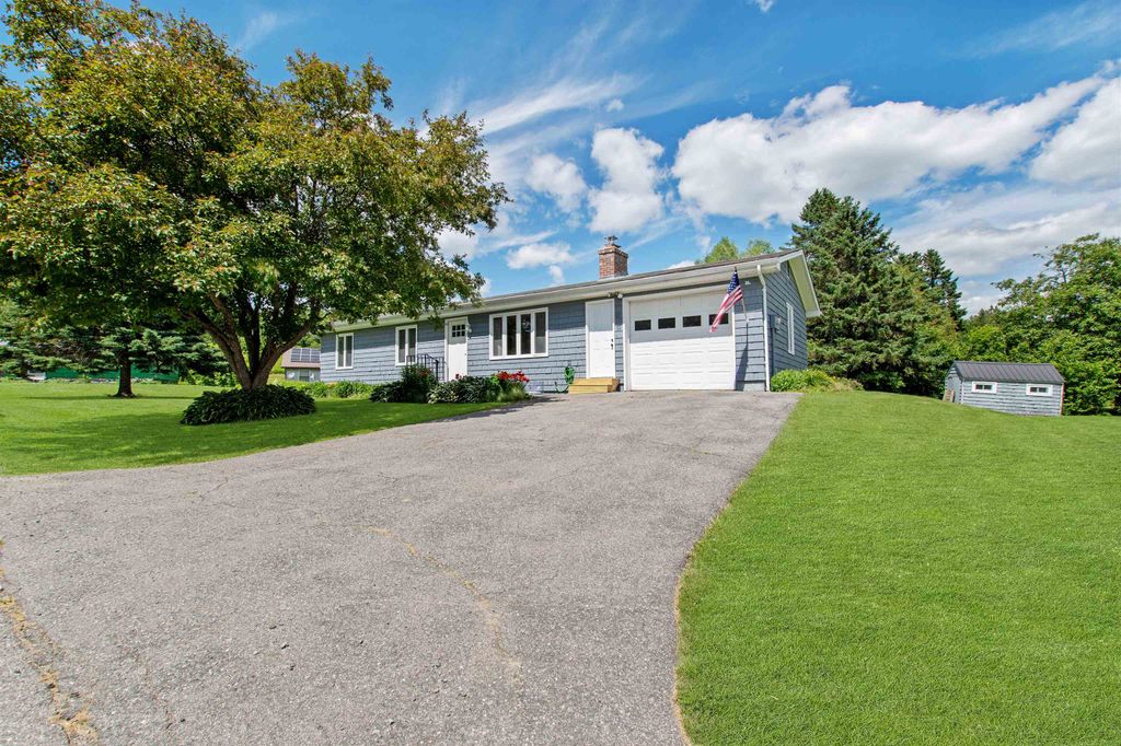 30 Holmes Road, Canaan, VT 05903