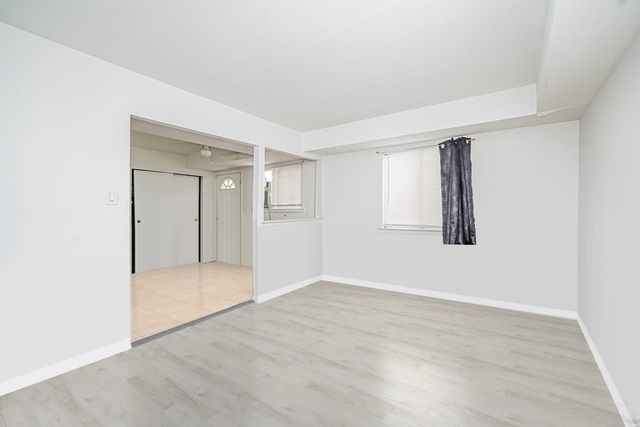 127 Keating Place, Staten Island, NY 10314