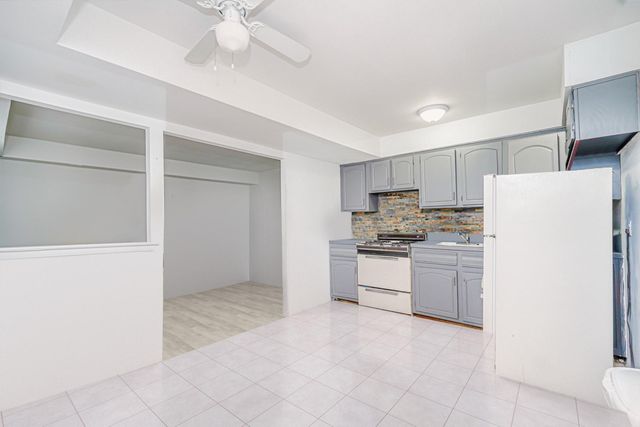 127 Keating Place, Staten Island, NY 10314