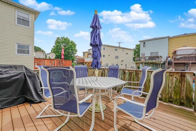 127 Keating Place, Staten Island, NY 10314