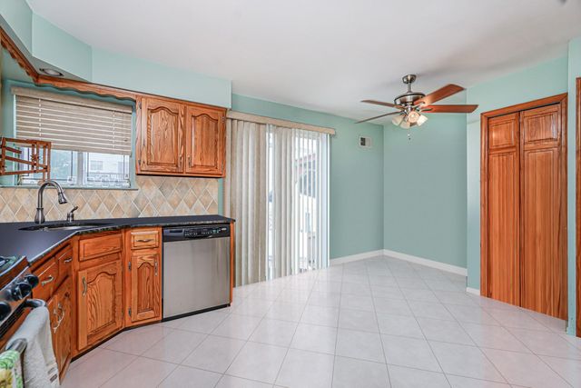 127 Keating Place, Staten Island, NY 10314