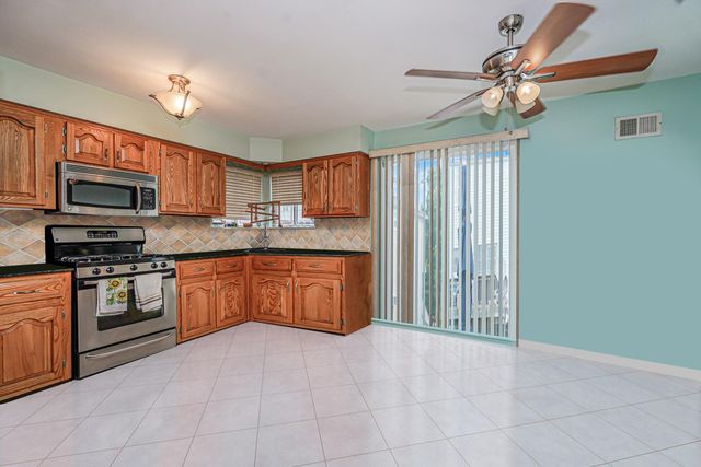 127 Keating Place, Staten Island, NY 10314