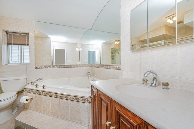 127 Keating Place, Staten Island, NY 10314